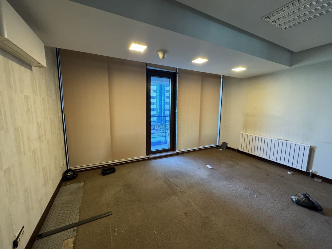İcarəyə verilir 8 otaqlı ofis 412 m² — Ofis, Bakı (4)