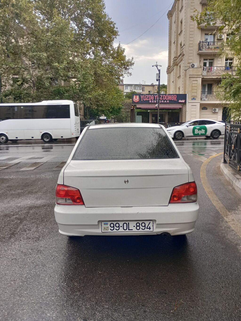 Xaiş edirəm Az yaşlılar və Qaqalar və Ara uşaqlar və Narkomanlar və — Avto, Bakı (2)