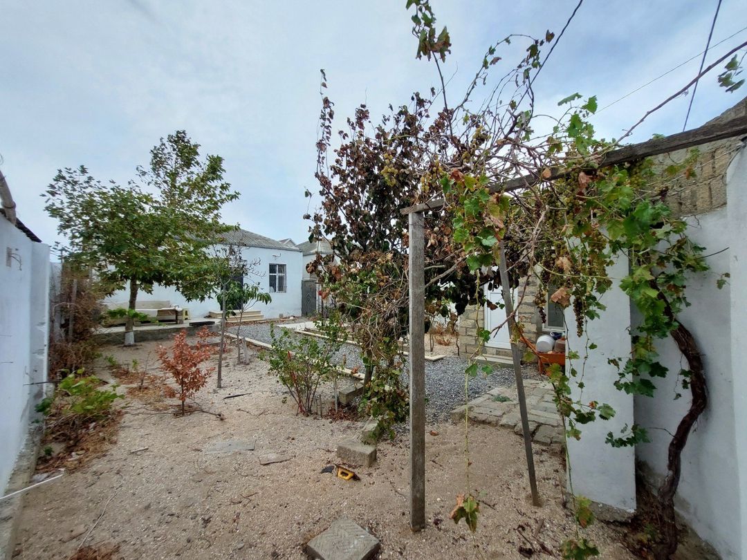 Satılır 2 otaqlı həyət evi/bağ evi 80 m² — Ev, villa, Bakı (3)