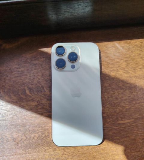 Apple iPhone 16 Pro Desert Titanium 128GB/8GB — Bakı