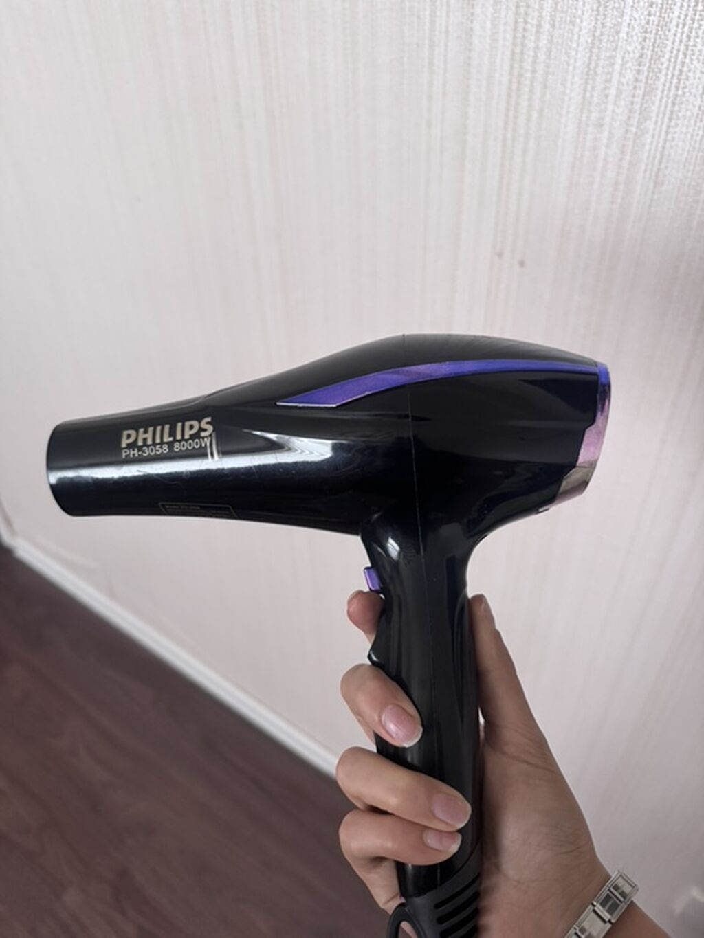 Philips PH-3058 fen - Güc: 8000W (korpus üzərində qeyd) - Rəng: qara — Elektronika, Bakı