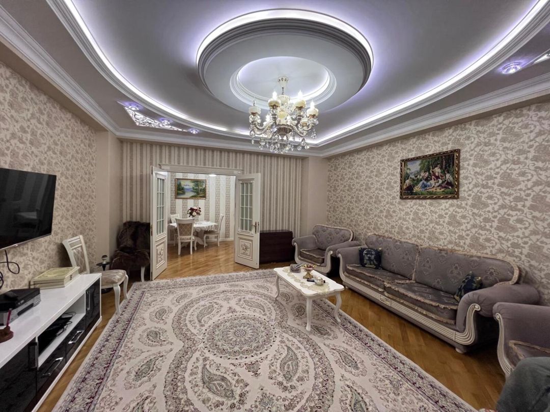 Satılır 3 otaqlı yeni tikili 136 m² — Mənzil, Bakı (2)