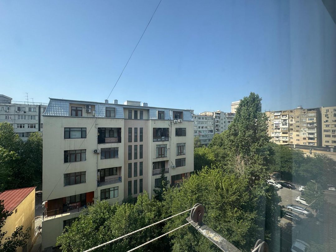 Satılır 2 otaqlı köhnə tikili 65 m² — Mənzil, Bakı (11)