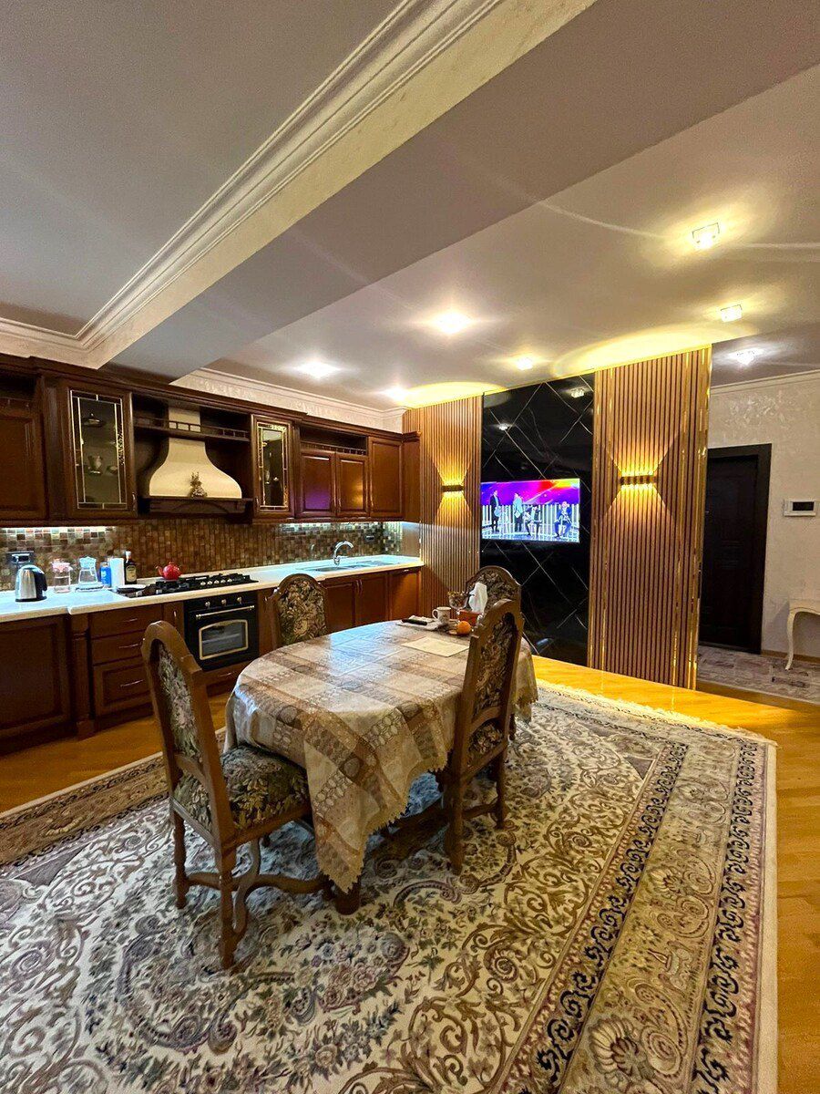 Satılır 5 otaqlı yeni tikili 235 m² — Mənzil, Bakı (6)