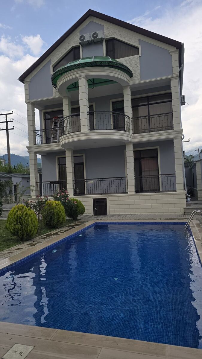 Satılır 8 otaqlı həyət evi/bağ evi 330 m² — Ev, villa, Qəbələ