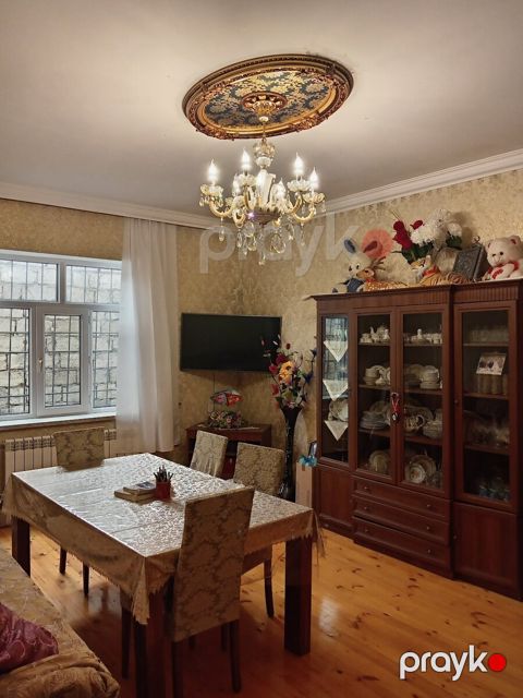 Həyət evi, Topçubaşov küç