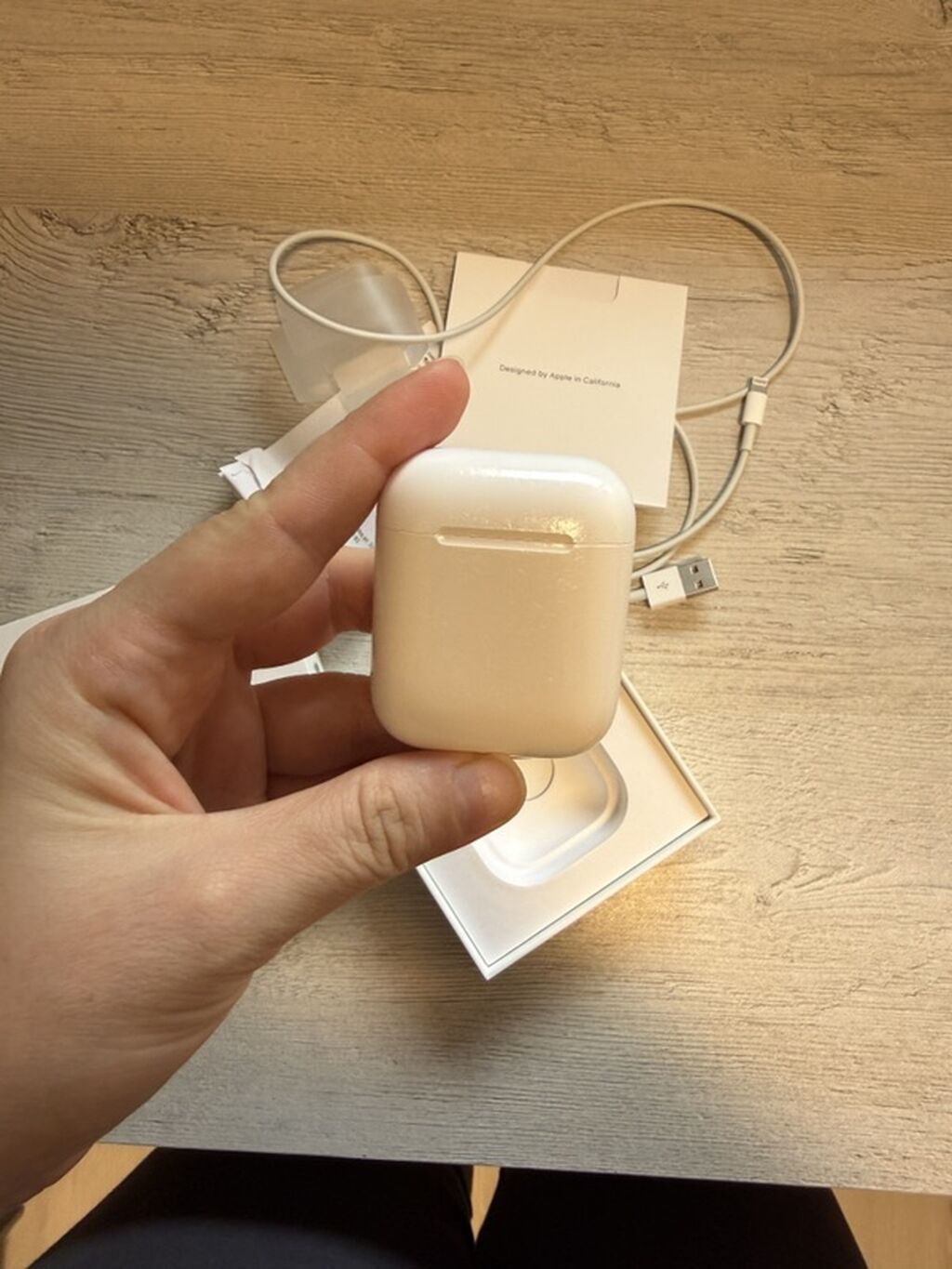 Isleyir originaldir, teze versiyasi alinib deye satilir airpods 2 — Qulaqcıqlar, Bakı (5)
