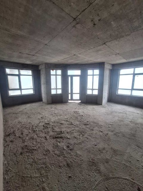 Satılır 3 otaqlı yeni tikili 158 m² — Bakı