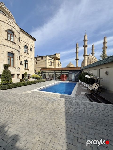Satılır 7 otaqlı həyət evi/bağ evi 1280 m²
