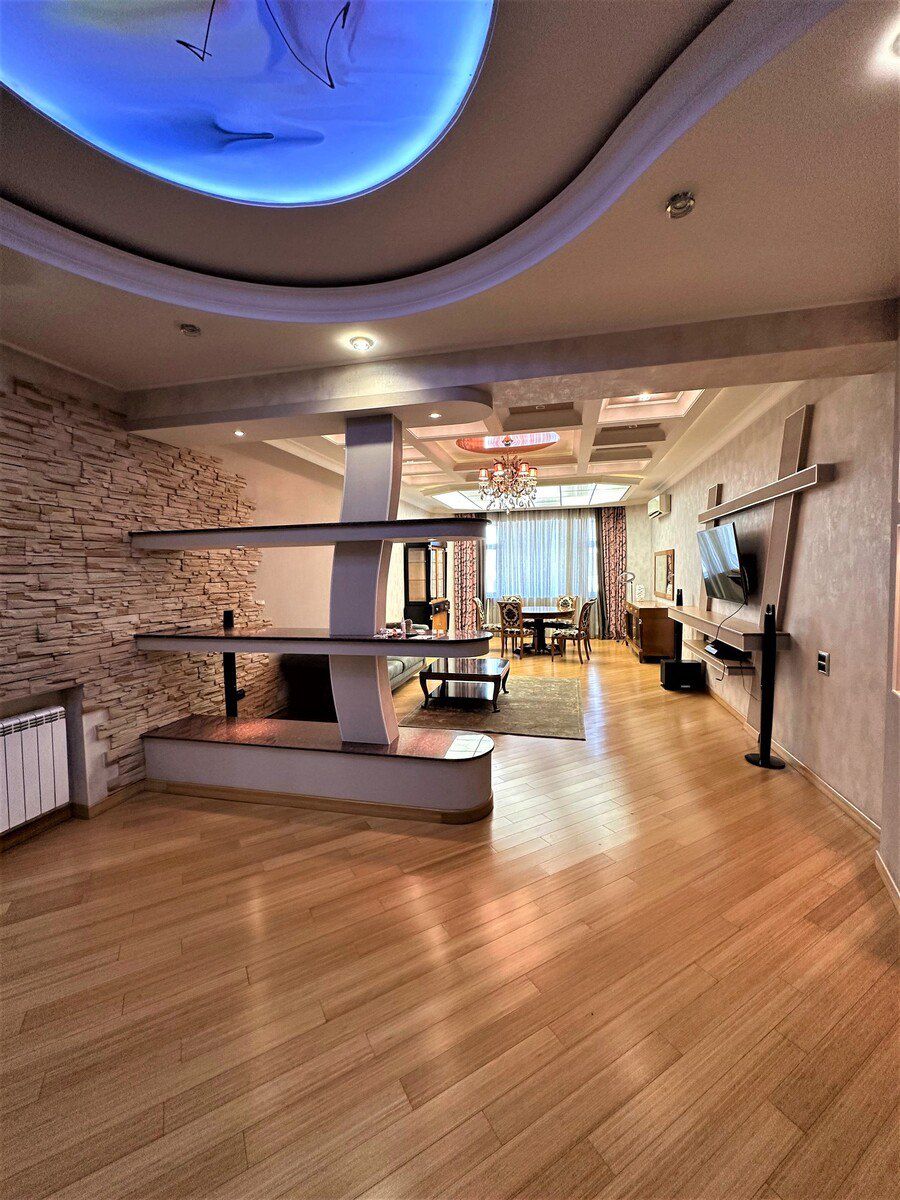Satılır 4 otaqlı yeni tikili 185 m² — Mənzil, Bakı (3)