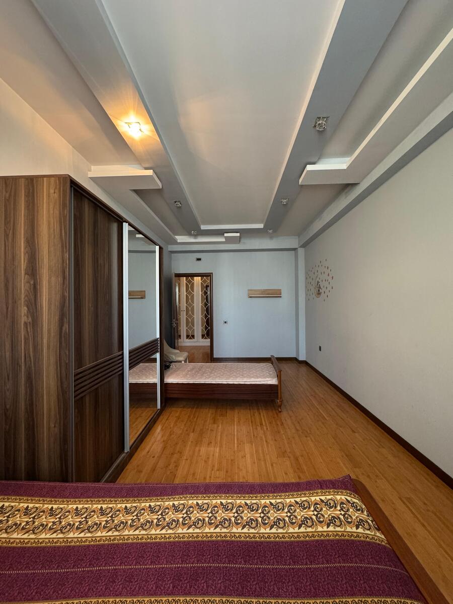 İcarəyə verilir 3 otaqlı yeni tikili 140 m² — Mənzil, Bakı (11)