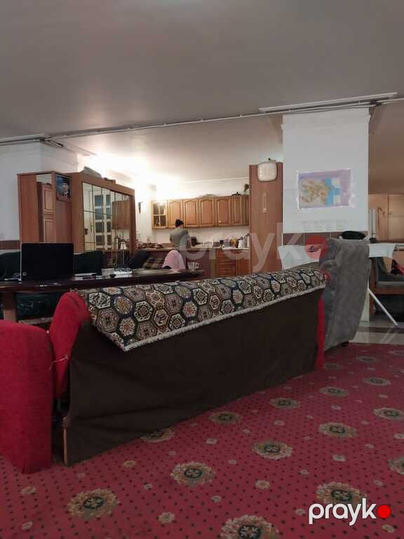 Satılır 9 otaqlı köhnə tikili 300 m² — Mənzil, Bakı (3)