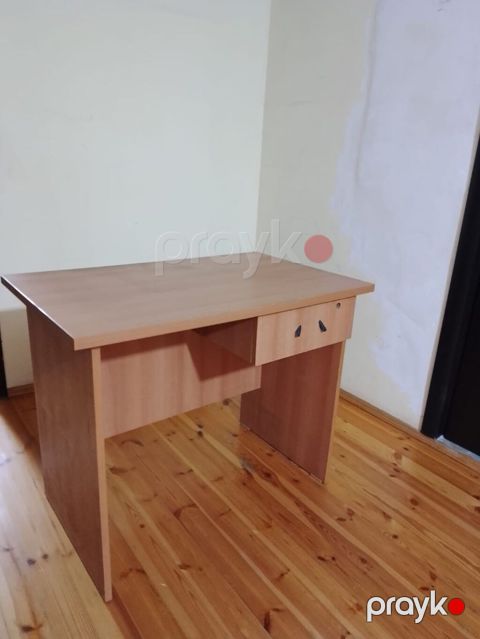 Düz masa, Polkasız, Siyirməli, Teksturalı laminat, Zəmanətsiz — Bakı