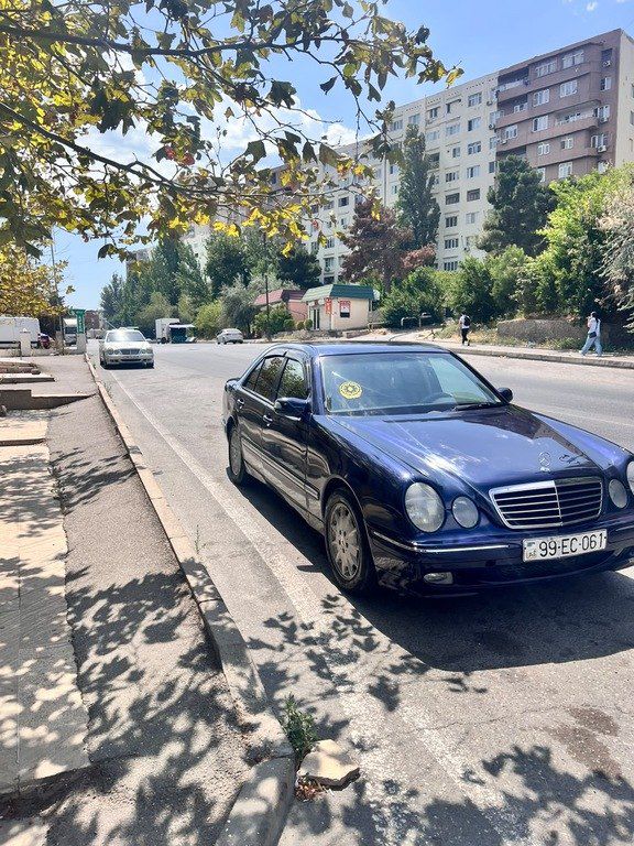 Mercedes E 270, 2.7 L, 2000 il, 450 000 km — Avtomobillər, Bakı (4)