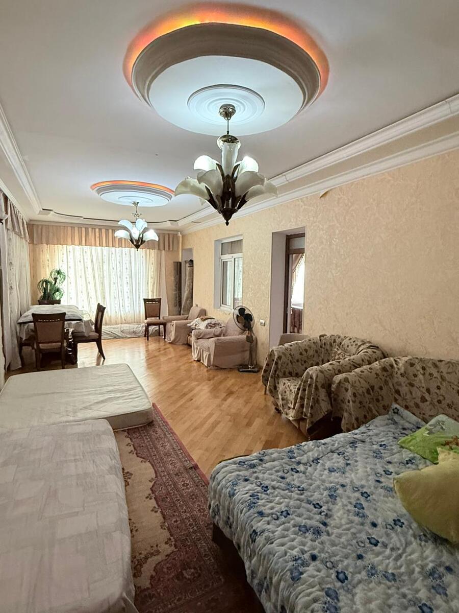 Satılır 5 otaqlı həyət evi/bağ evi 201 m² — Ev, villa, Bakı (2)