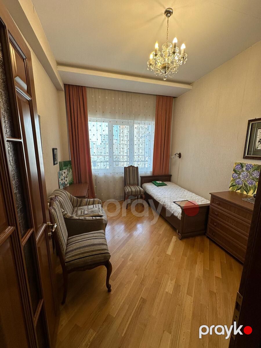Satılır 4 otaqlı yeni tikili 190 m² — Mənzil, Bakı (9)
