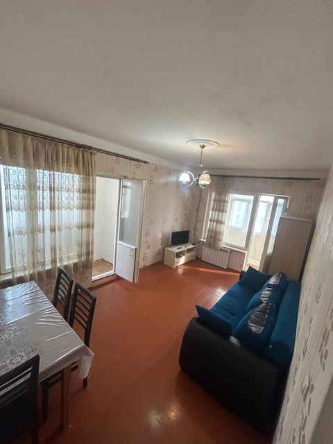 İcarəyə verilir 2 otaqlı köhnə tikili 46 m² — Bakı