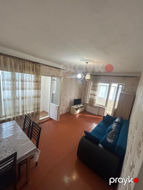 İcarəyə verilir 2 otaqlı köhnə tikili 46 m²