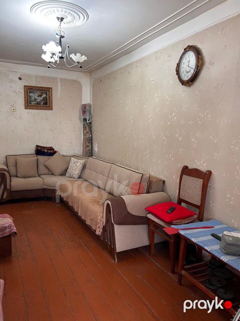 Satılır 3 otaqlı köhnə tikili 64.8 m²