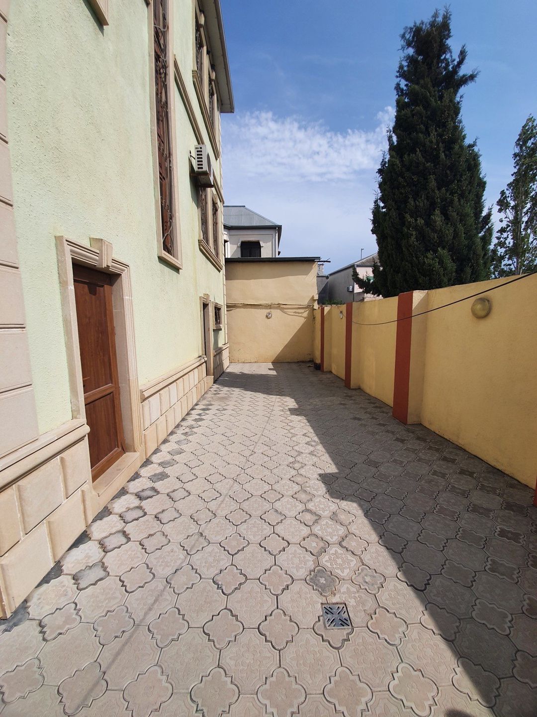 Satılır 4 otaqlı həyət evi/bağ evi 220 m² — Ev, villa, Bakı (5)