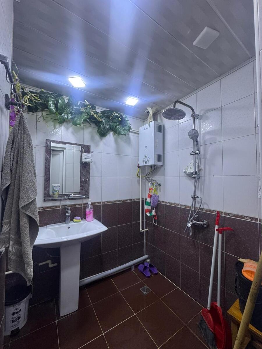 Satılır 2 otaqlı köhnə tikili 65 m² — Mənzil, Bakı (11)