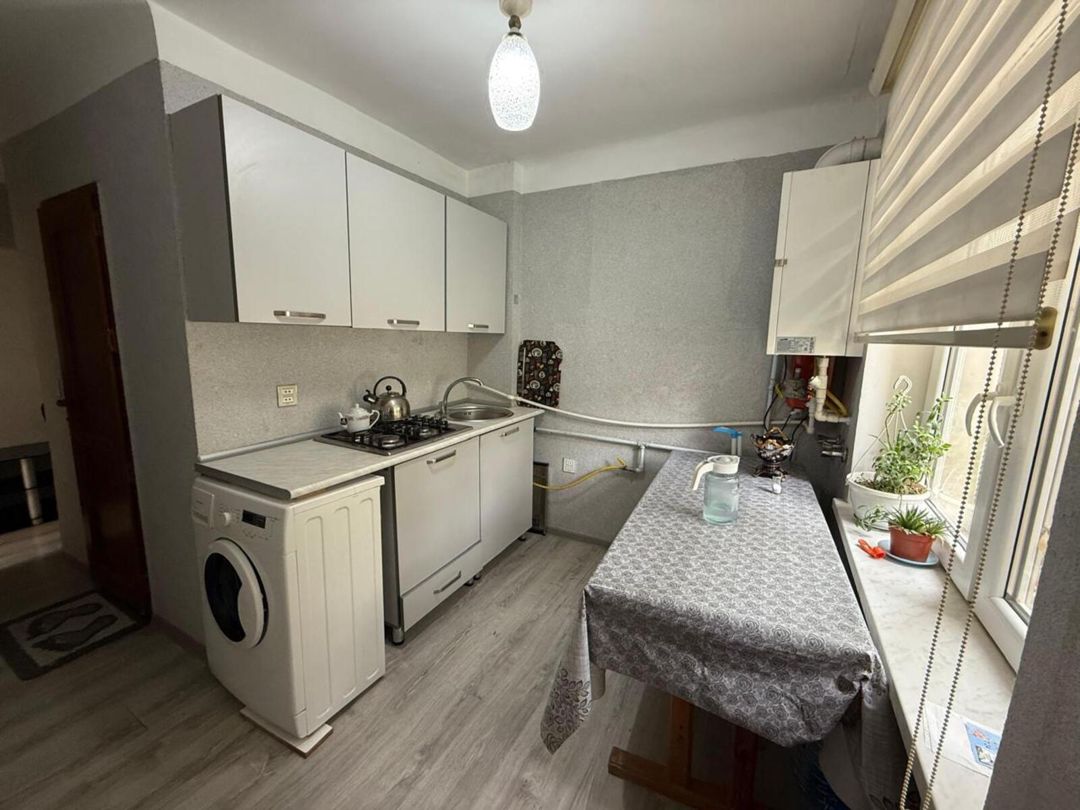 Satılır 2 otaqlı köhnə tikili 45 m² — Mənzil, Bakı (3)