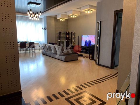 Satılır 3 otaqlı yeni tikili 140 m²