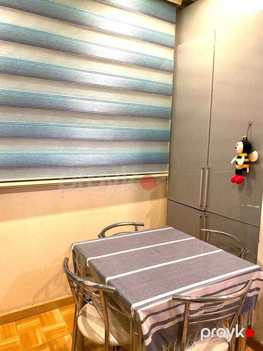 Satılır 2 otaqlı köhnə tikili 65 m² — Mənzil, Bakı (10)
