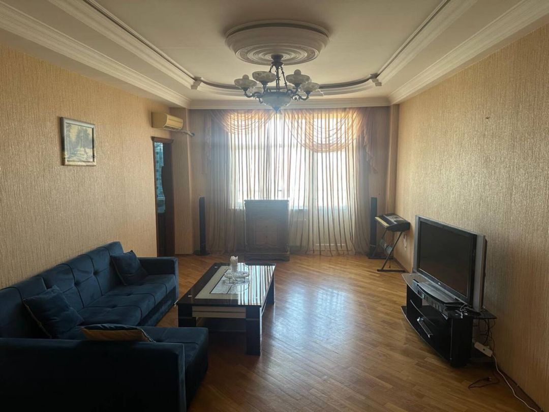 Satılır 3 otaqlı yeni tikili 110 m² — Mənzil, Bakı (2)