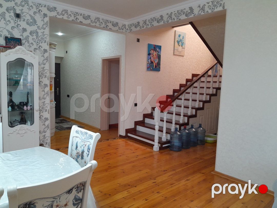 Satılır 5 otaqlı həyət evi/bağ evi 230 m² — Ev, villa, Bakı (2)