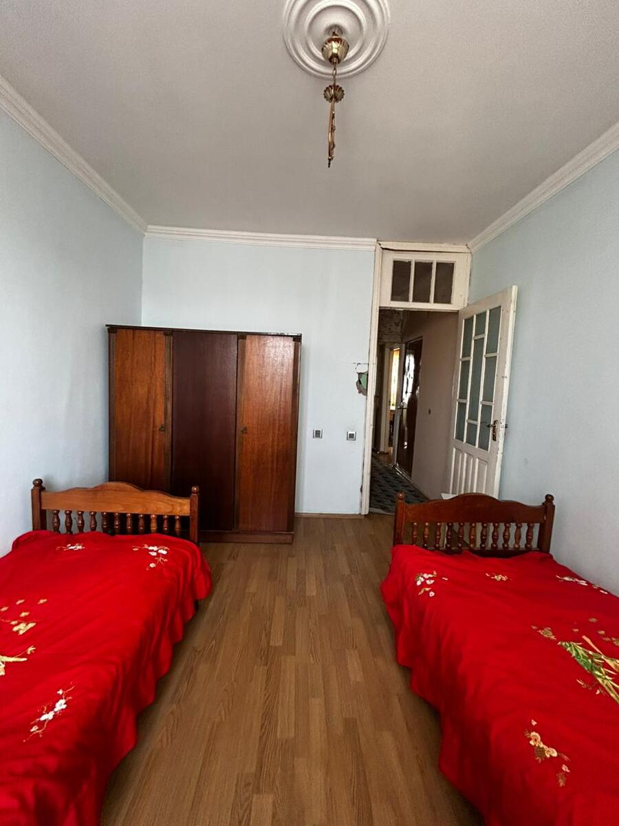 Satılır 2 otaqlı köhnə tikili 65 m² — Mənzil, Bakı (9)
