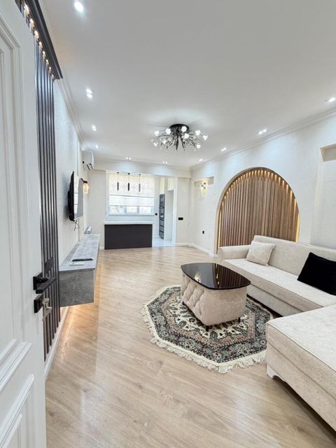 Satılır 3 otaqlı köhnə tikili 70 m² — Bakı