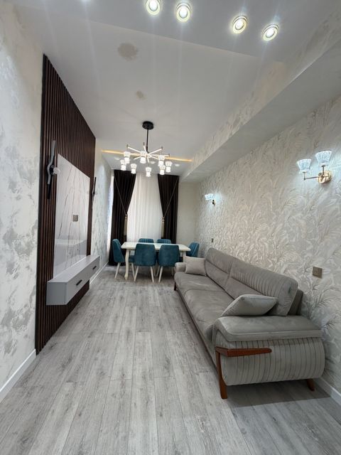 Satılır 2 otaqlı yeni tikili 85 m² — Bakı