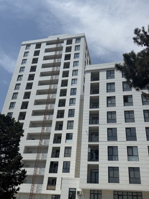 Satılır 4 otaqlı yeni tikili 151 m² — Bakı