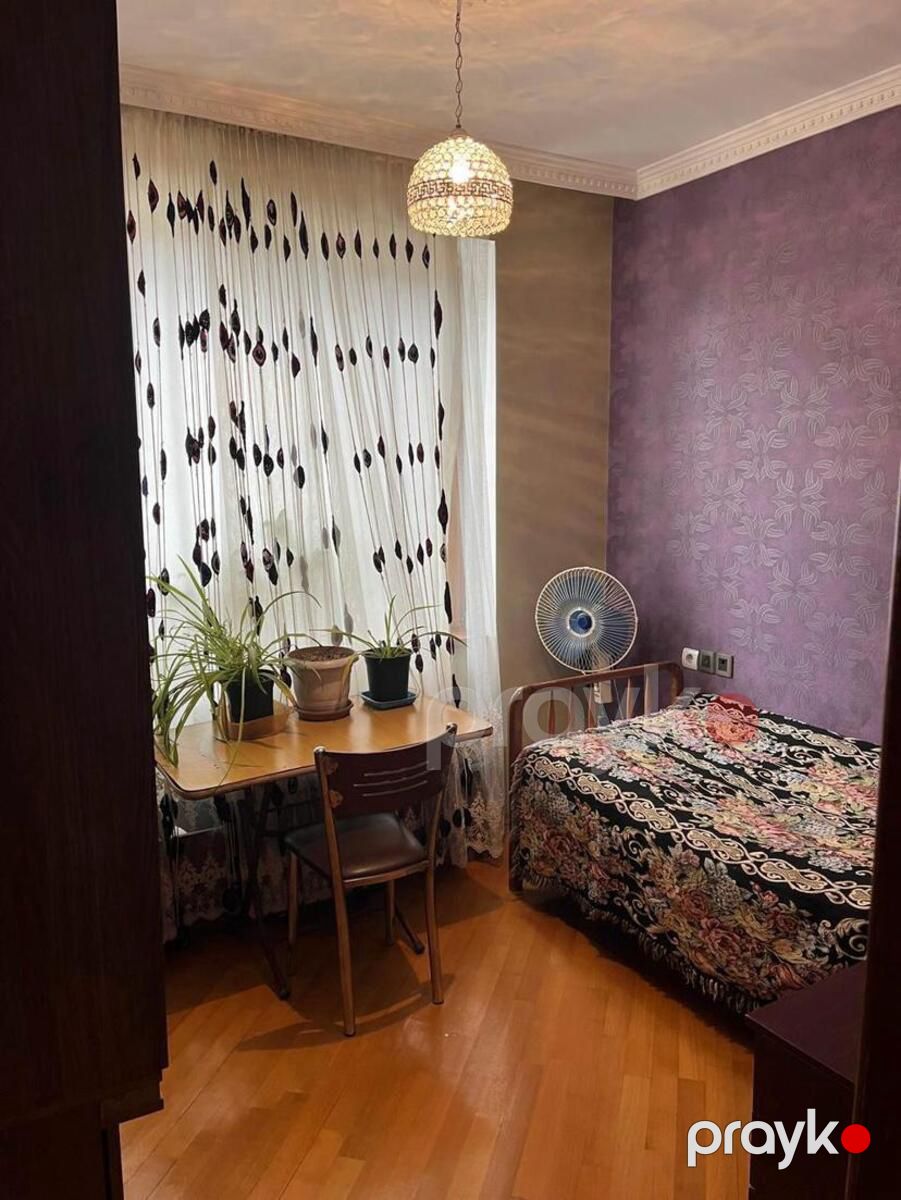 Satılır 4 otaqlı köhnə tikili 116 m² — Mənzil, Bakı (8)