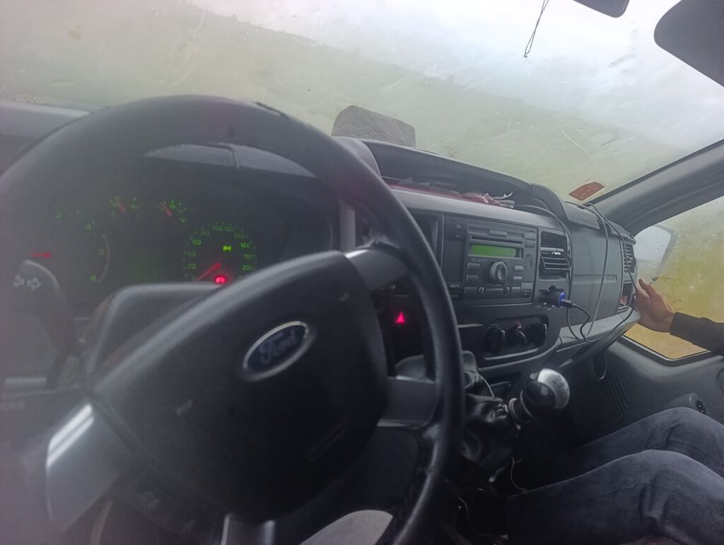 Ford Transit yük furqonu - Kuzov: uzun və yüksək damlı, 3 yan panel — Avto, Quba (3)