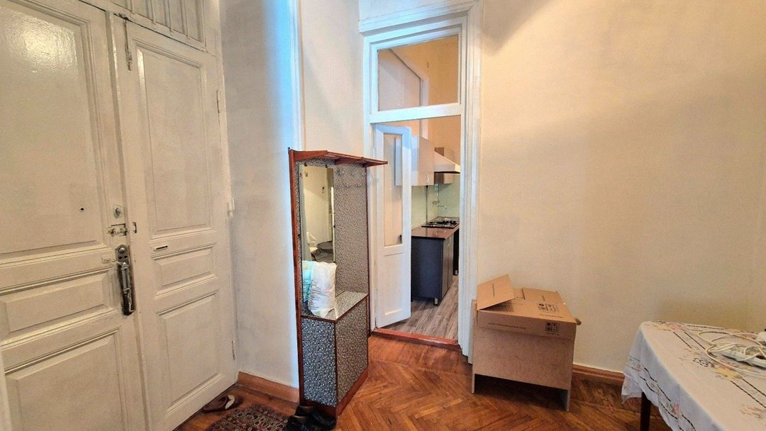Satılır 2 otaqlı köhnə tikili 82 m² — Mənzil, Bakı (8)