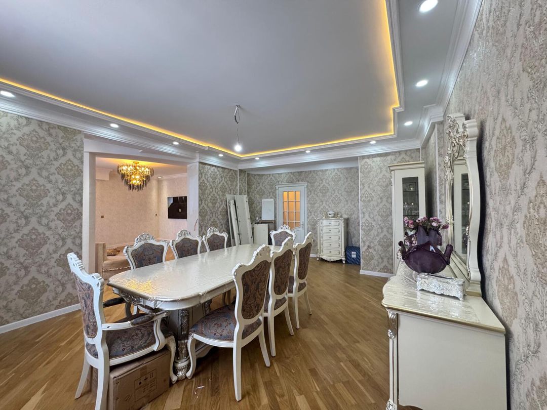 Satılır 4 otaqlı yeni tikili 210 m² — Mənzil, Bakı (11)