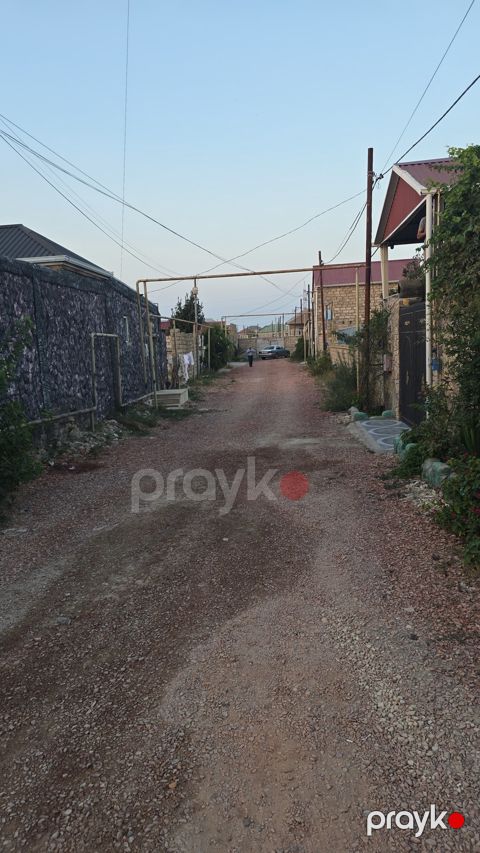 Satılır 4 otaqlı həyət evi/bağ evi 80 m²