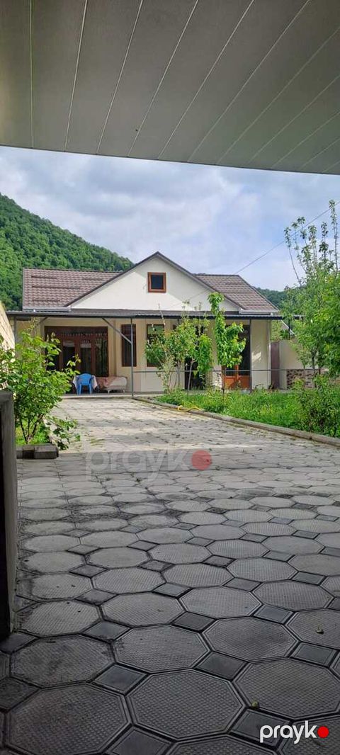 İcarəyə verilir 4 otaqlı həyət evi/bağ evi 70 m²
