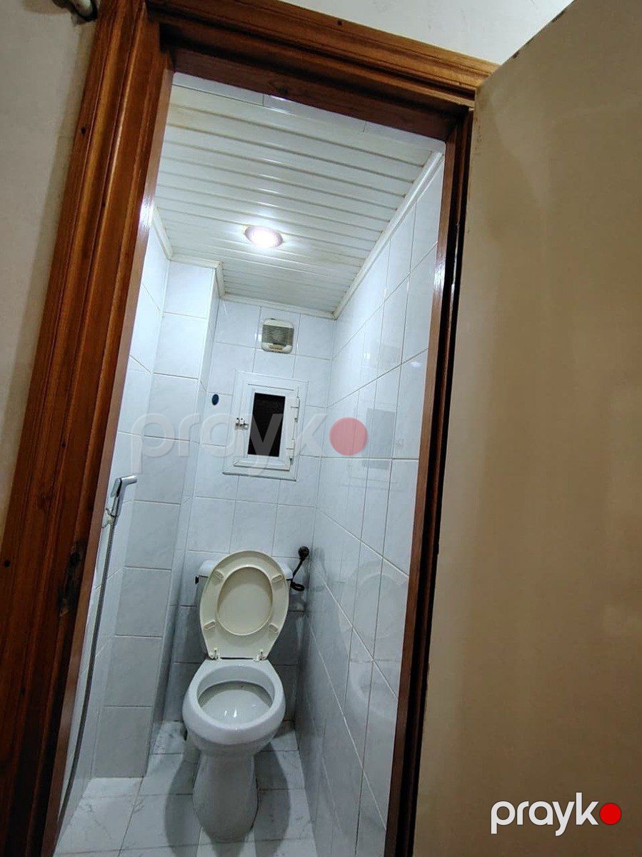 İcarəyə verilir 3 otaqlı köhnə tikili 140 m² — Mənzil, Bakı (8)