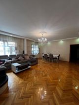 Satılır 5 otaqlı köhnə tikili 120 m² — Süleyman