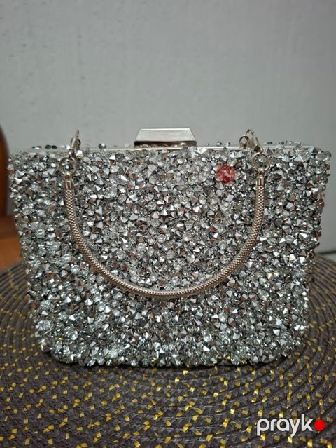 Parıltılı axşam çantası - Model: sərt karkaslı minaudière tipli