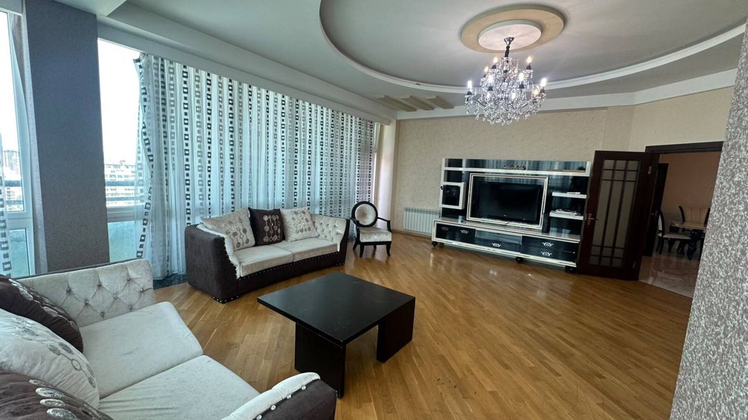 İcarəyə verilir 4 otaqlı yeni tikili 230 m² — Mənzil, Bakı (12)