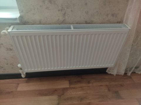 Panel tipli radiator – divara quraşdırılan, mərkəzi və ya fərdi — Masazır