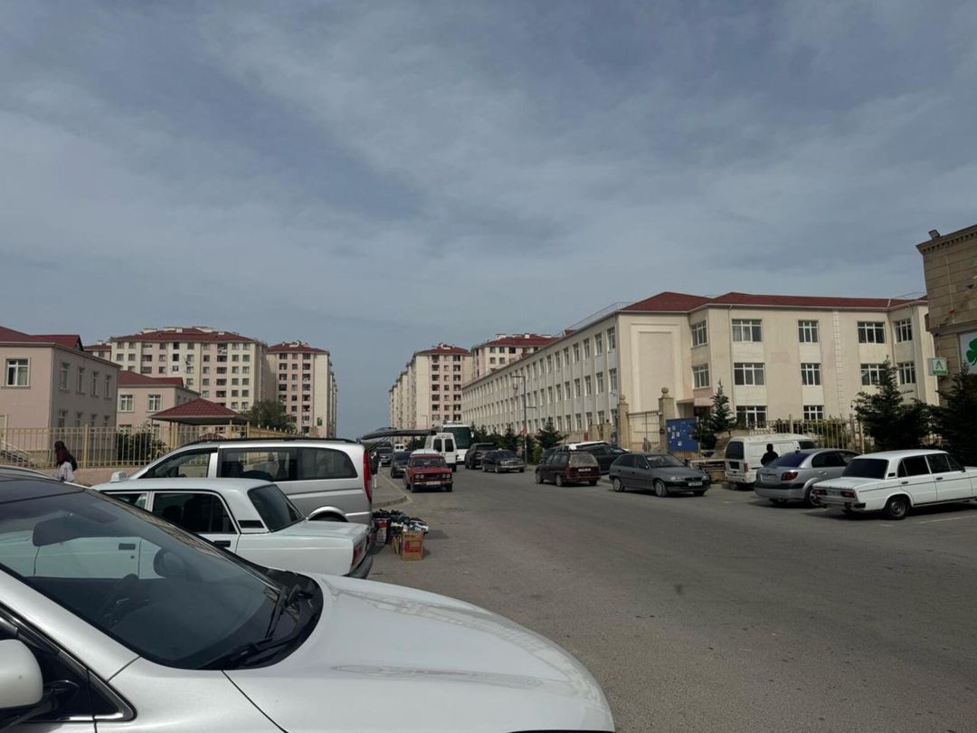 Satılır obyekt 1370 m² — Əmlak, Bakı (5)