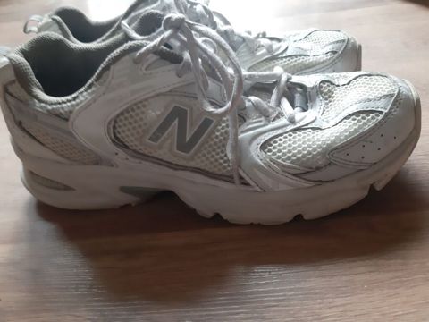 Orijinal "New Balance" krossovkaları. Heç bir qüsuru yoxdur, əla — Bakı