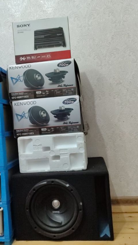 Avtomobil üçün audio sistem dəsti Komponentlər: - Sony XM-N502 — Bakı