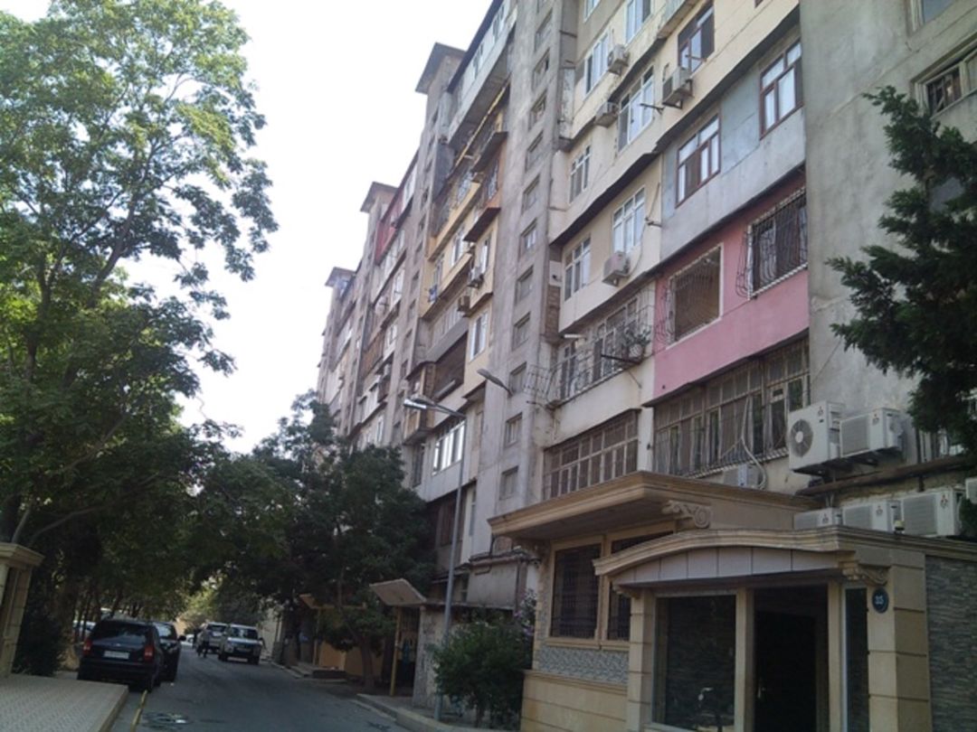 Satılır 5 otaqlı köhnə tikili 115 m² — Mənzil, Bakı (3)