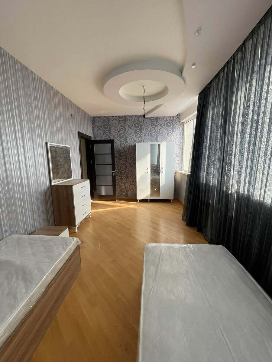 İcarəyə verilir 3 otaqlı yeni tikili 130 m² — Mənzil, Bakı (9)